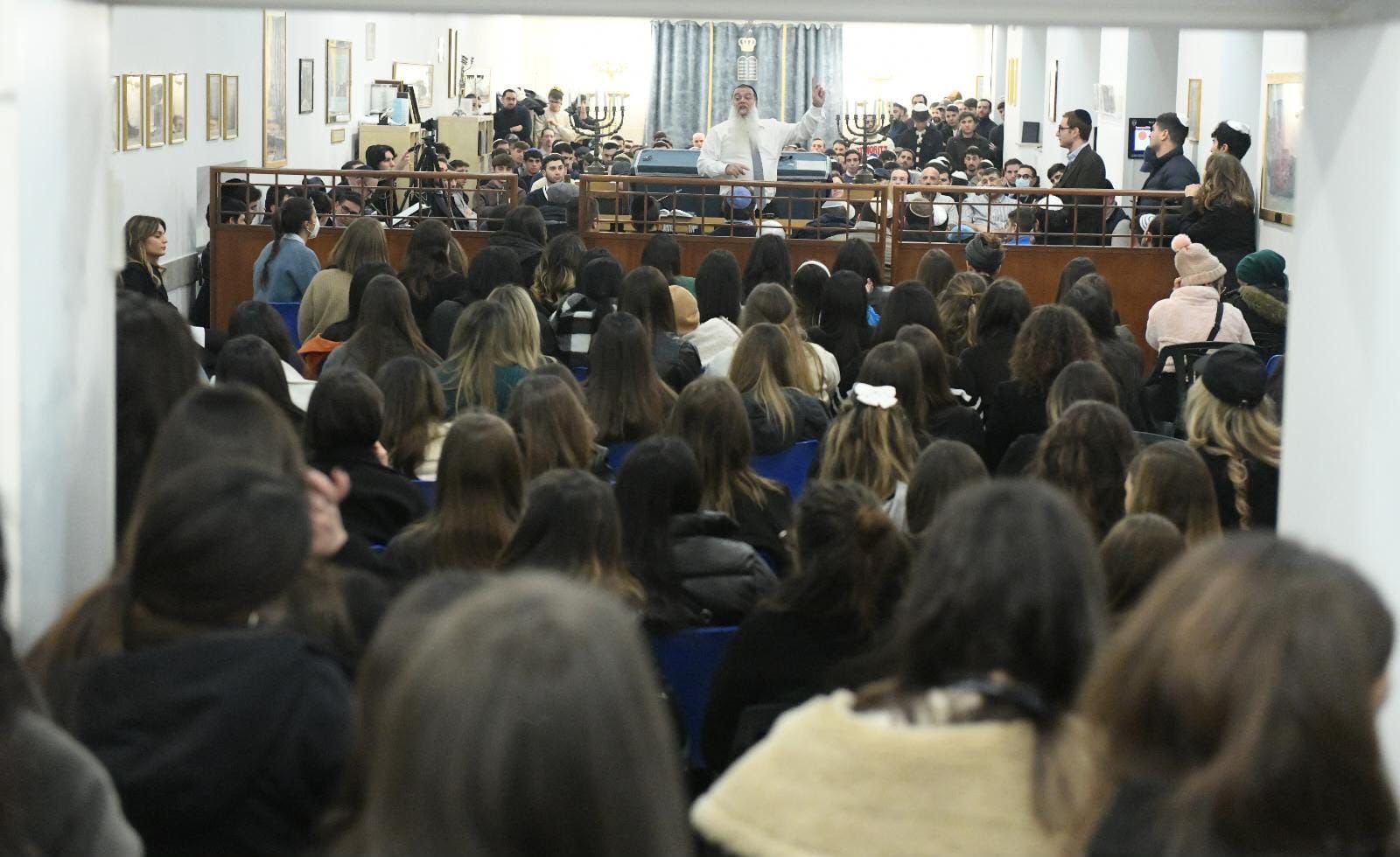 Tiferet Chaim — Rav durante una drashà